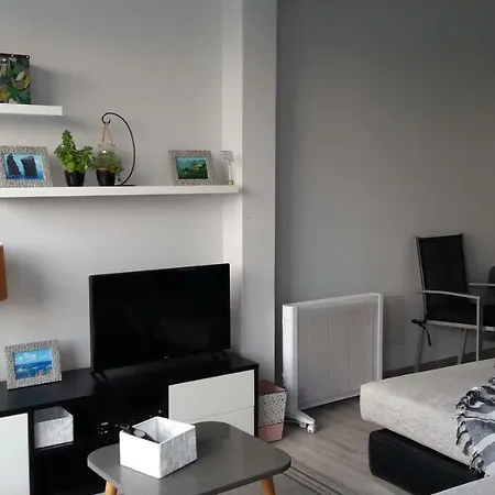 度假居 Amazing View To The Sea & Port Bay In *